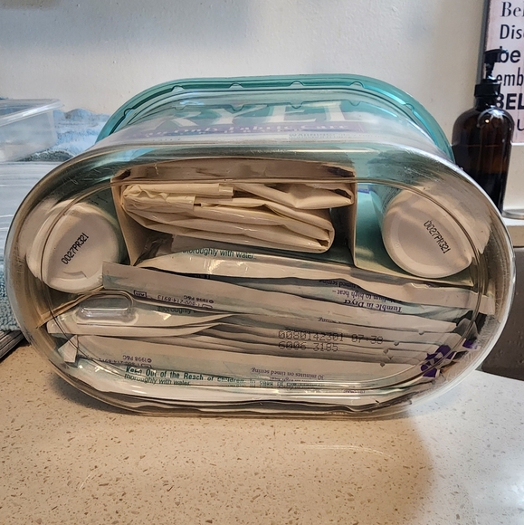 Dry Cleaning at home. Dryel Starter Kit New by Procter & Gamble - Picture 6 of 6